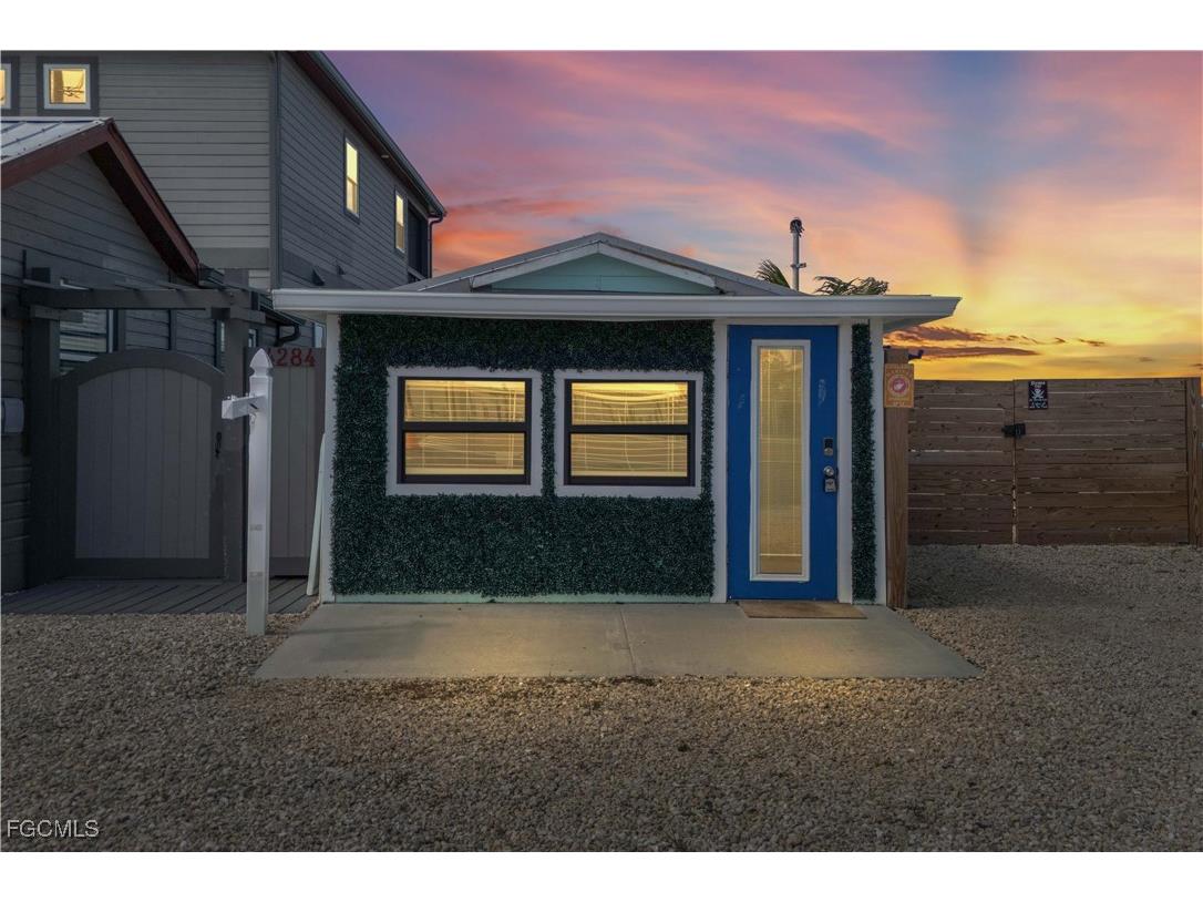 4278 Pine Island Road NW Matlacha FL 33993 2025012952 image16