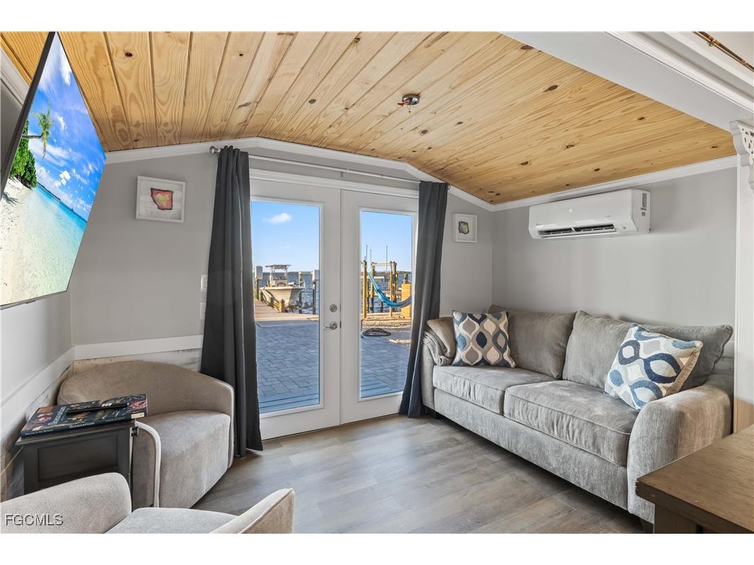 4278 Pine Island Road NW Matlacha FL 33993 2025012952 image28