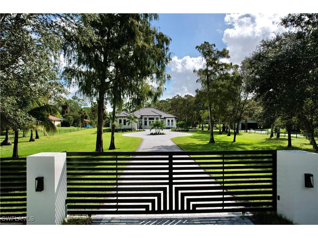 428 21st Street SW Naples FL 34117 225073614 image6