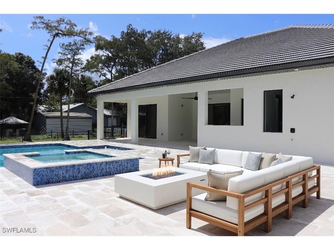 428 21st Street SW Naples FL 34117 225073614 image9