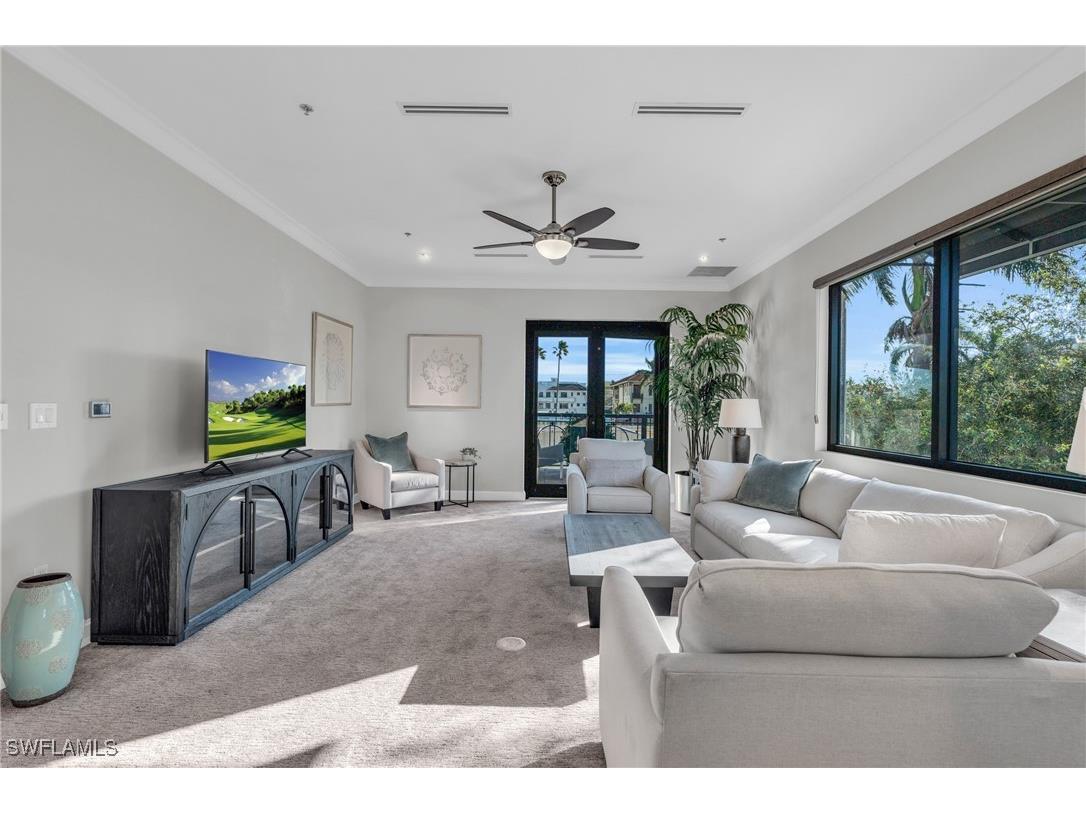 428 9th Street S Naples FL 34102 225080623 image1