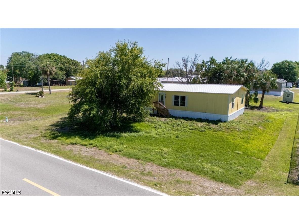 428 Avenue D NW Moore Haven FL 33471 2026014536 image2