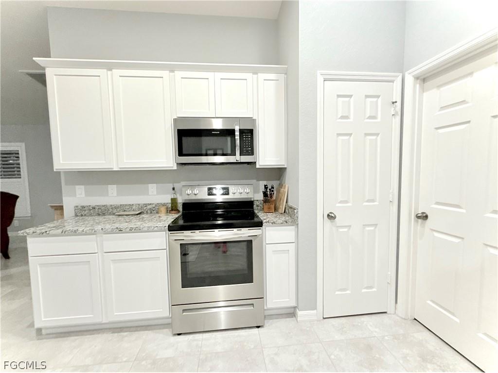 428 NW 13th Terrace Cape Coral FL 33993 2026006748 image8