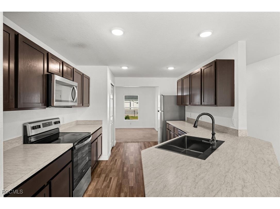 428 Piedmont Street Lehigh Acres FL 33974 2025024302 image5