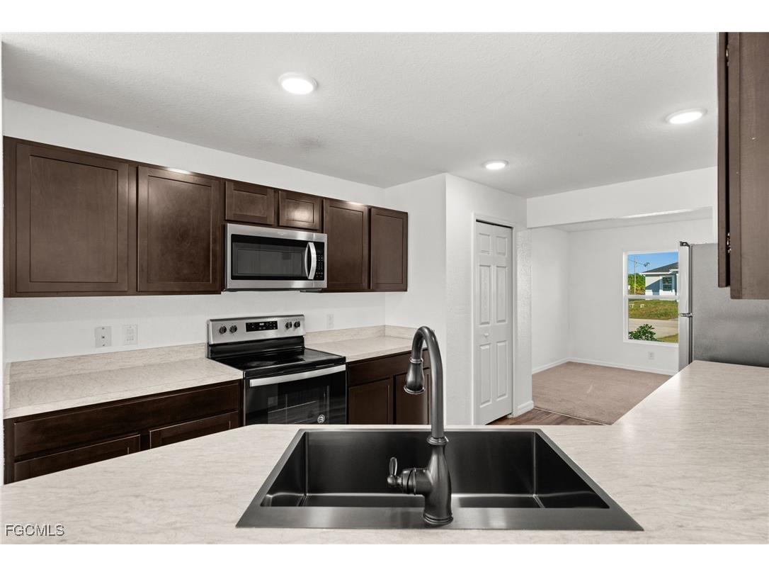 428 Piedmont Street Lehigh Acres FL 33974 2025024302 image6