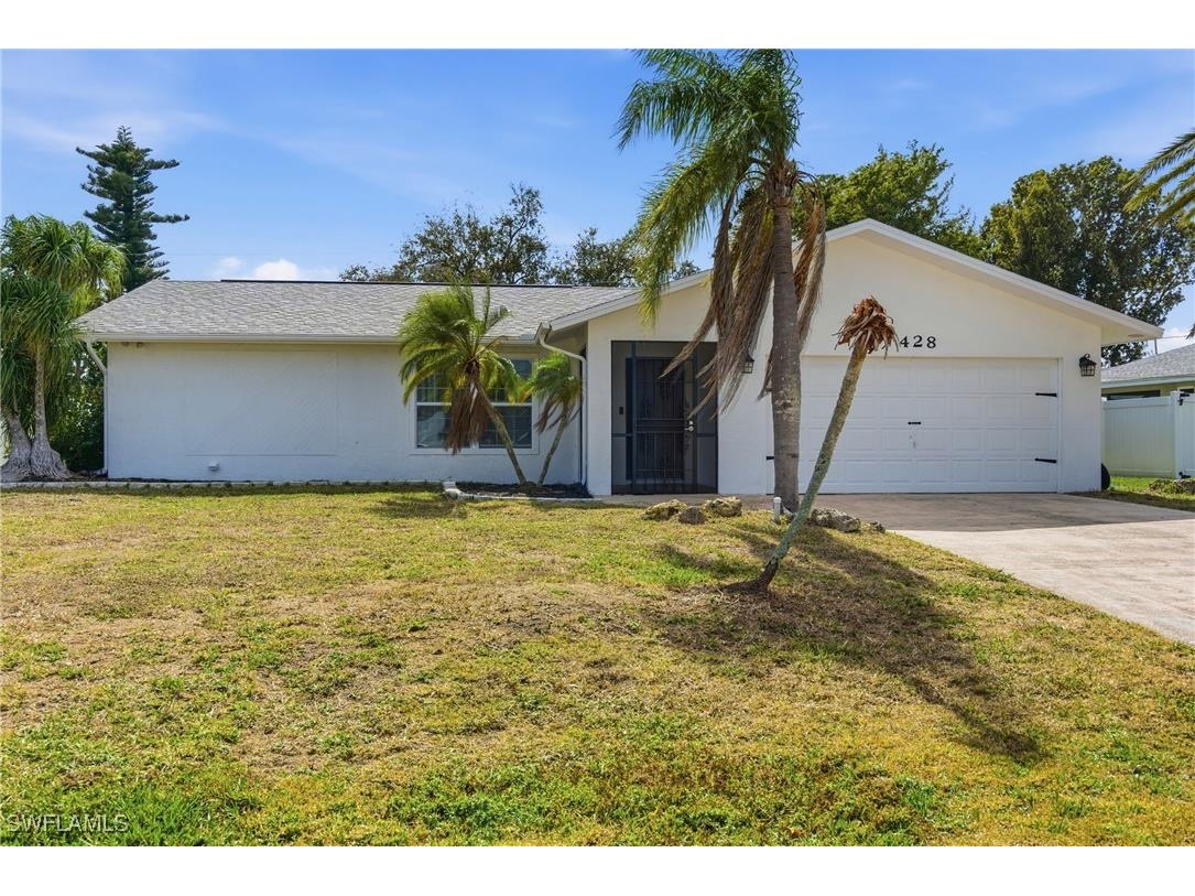 428 SW 33rd Terrace Cape Coral FL 33914 226005178 image2