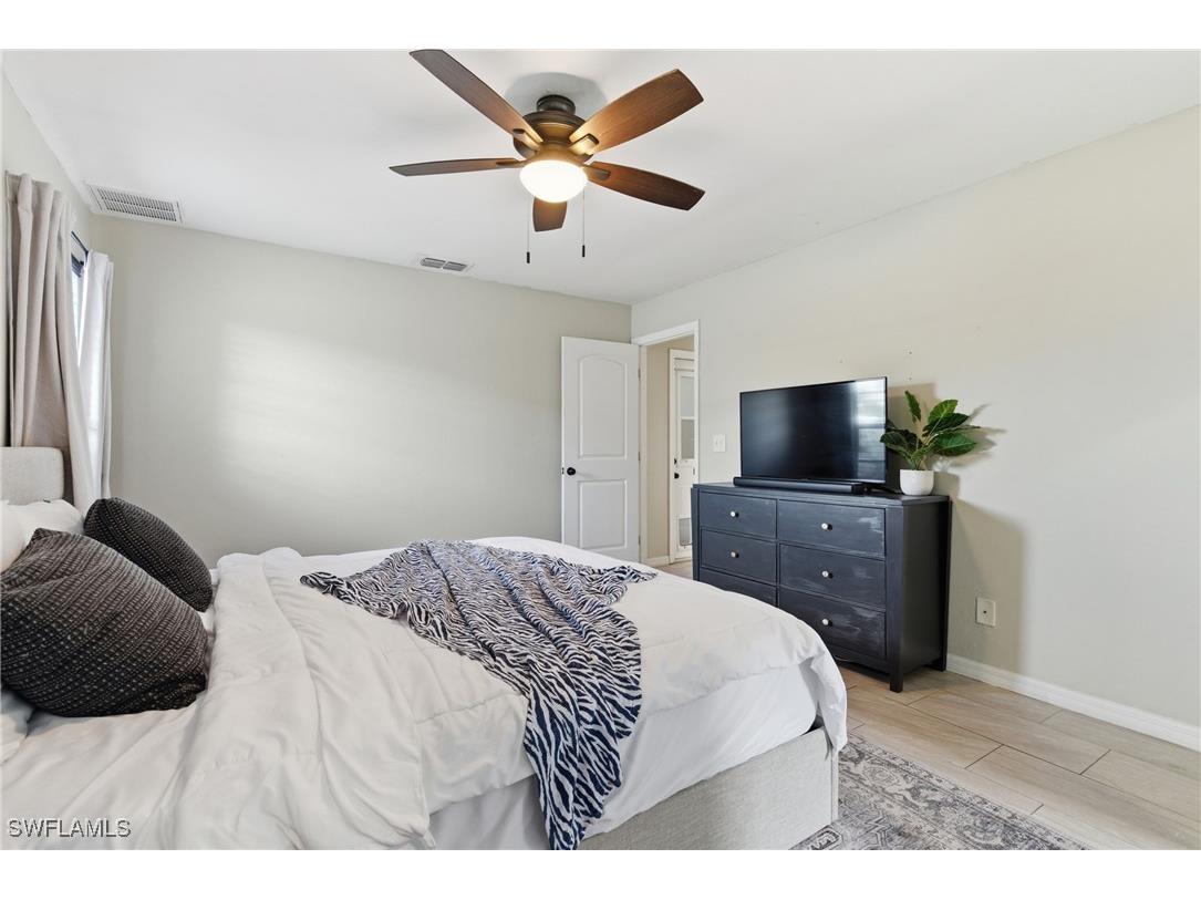 428 SW 33rd Terrace Cape Coral FL 33914 226005178 image24