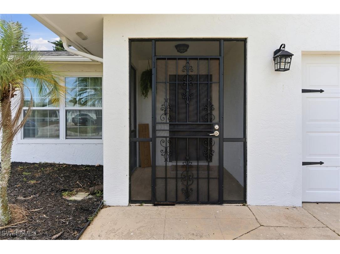 428 SW 33rd Terrace Cape Coral FL 33914 226005178 image4