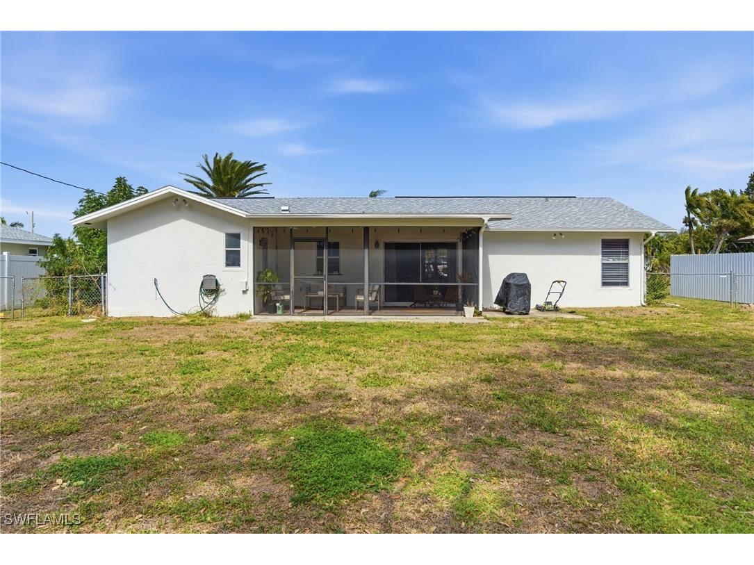 428 SW 33rd Terrace Cape Coral FL 33914 226005178 image7