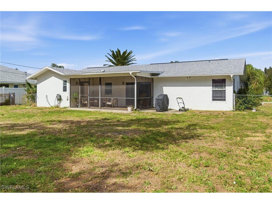 428 SW 33rd Terrace Cape Coral FL 33914 226005178 image8