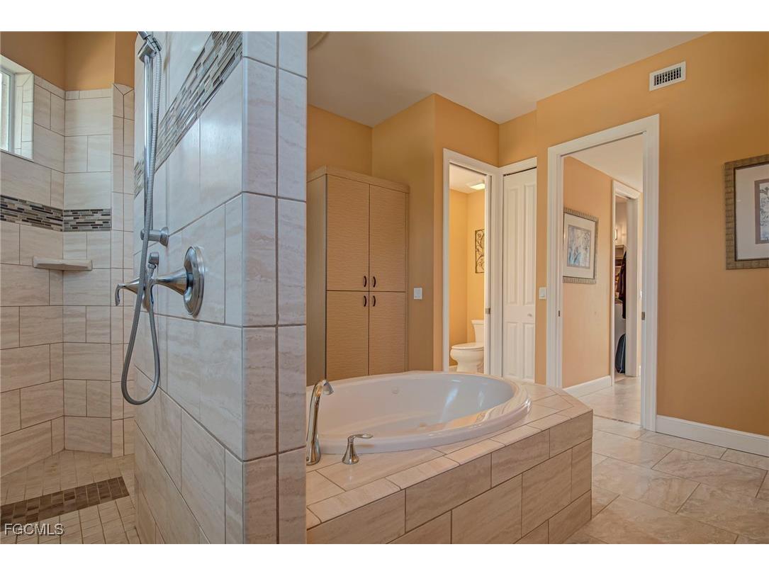 428 SW 35th Street Cape Coral FL 33914 2026001804 image23
