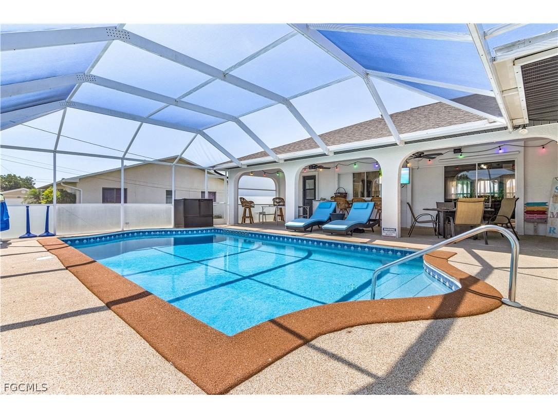 428 SW 37th Street Cape Coral FL 33914 2026011658 image1