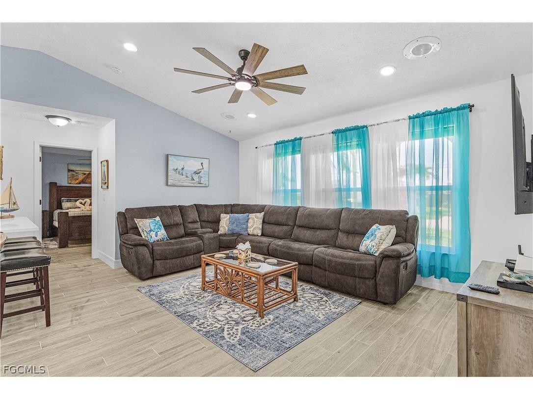 428 SW 37th Street Cape Coral FL 33914 2026011658 image6