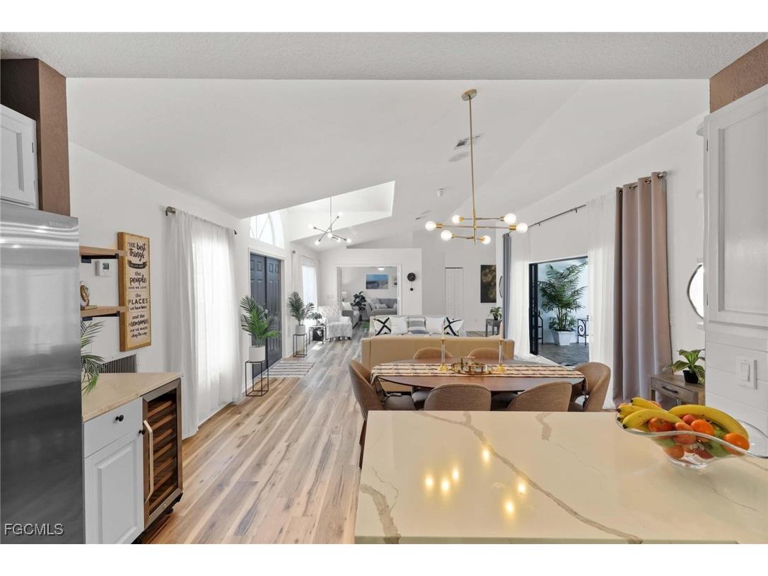 428 Sharwood Drive Naples FL 34110 2025021434 image10