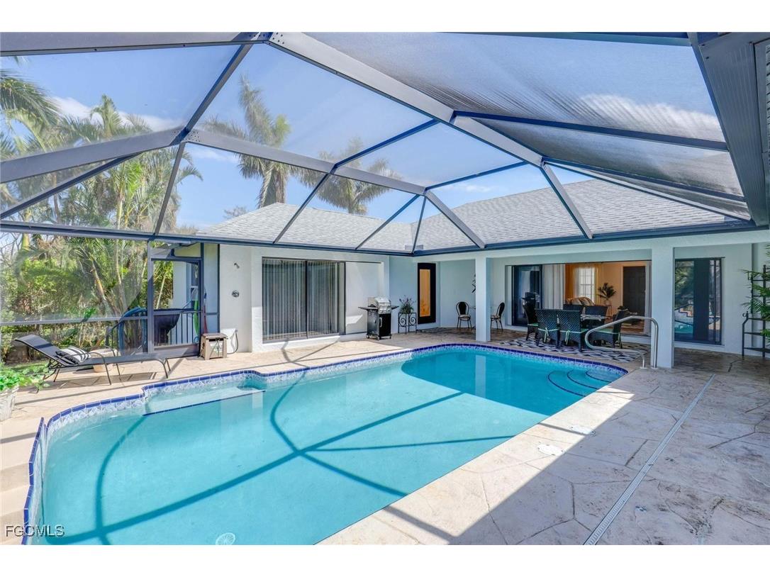 428 Sharwood Drive Naples FL 34110 2025021434 image29