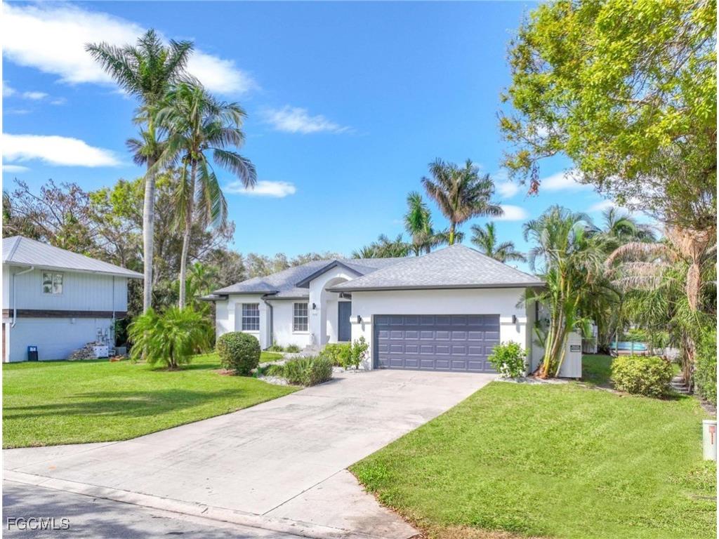 428 Sharwood Drive Naples FL 34110 2025021434 image40