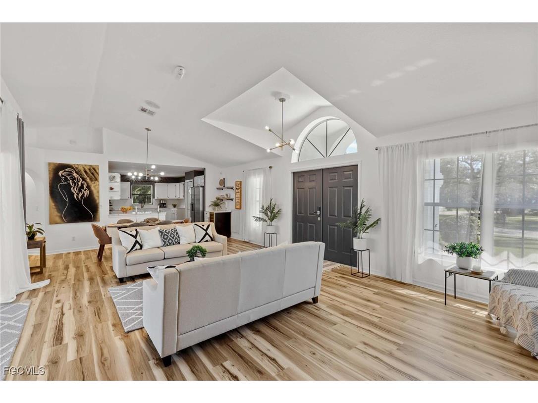 428 Sharwood Drive Naples FL 34110 2025021434 image6