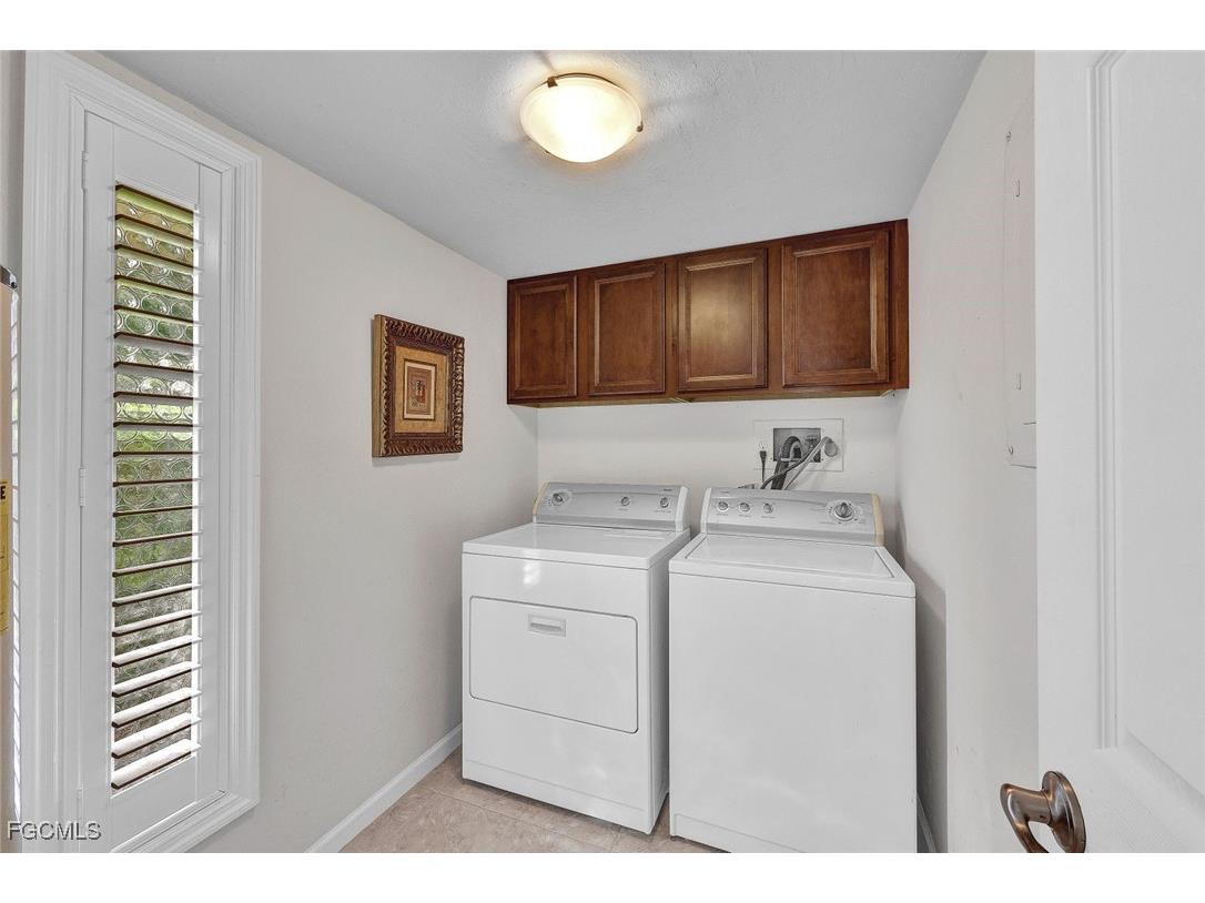 4280 Island Circle #A Fort Myers FL 33919 2025021932 image10