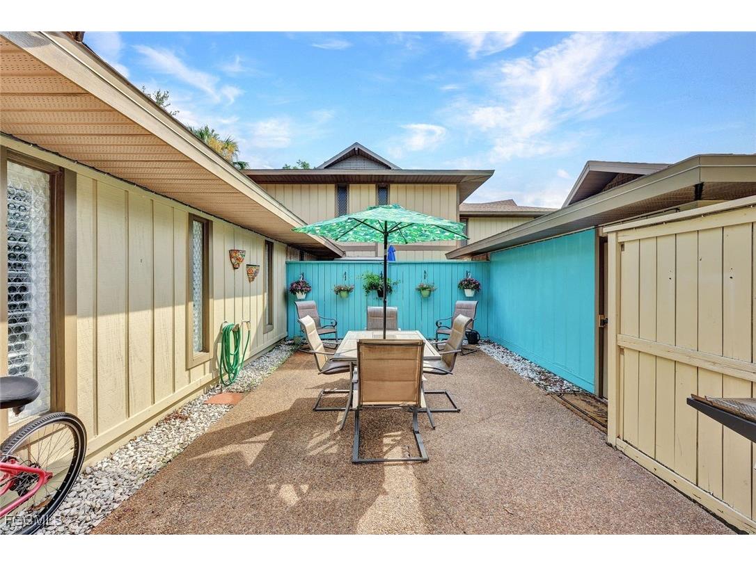 4280 Island Circle #A Fort Myers FL 33919 2025021932 image3