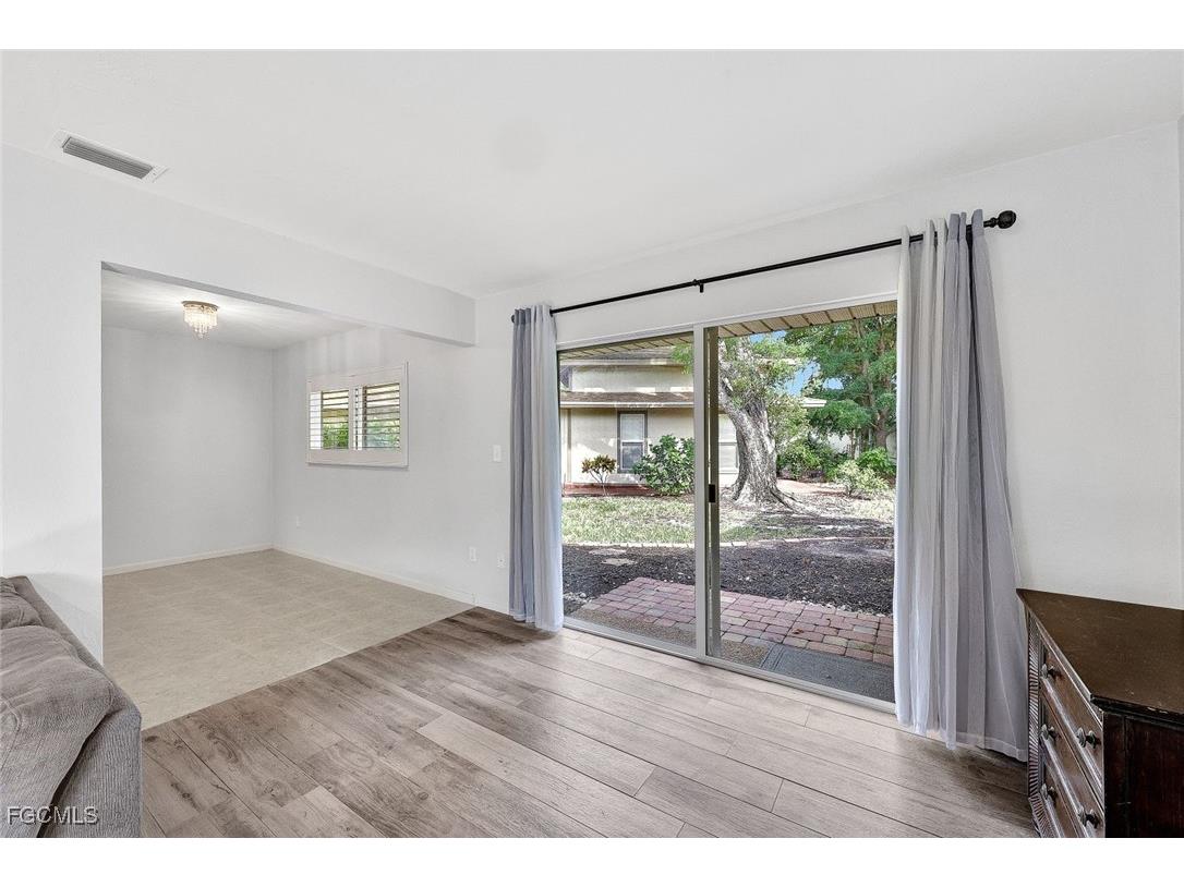 4280 Island Circle #A Fort Myers FL 33919 2025021932 image4