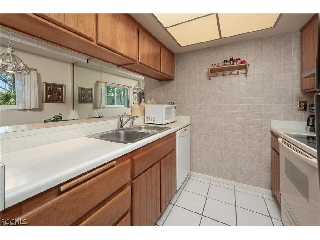 4280 Island Circle #C Fort Myers FL 33919 2026010406 image9