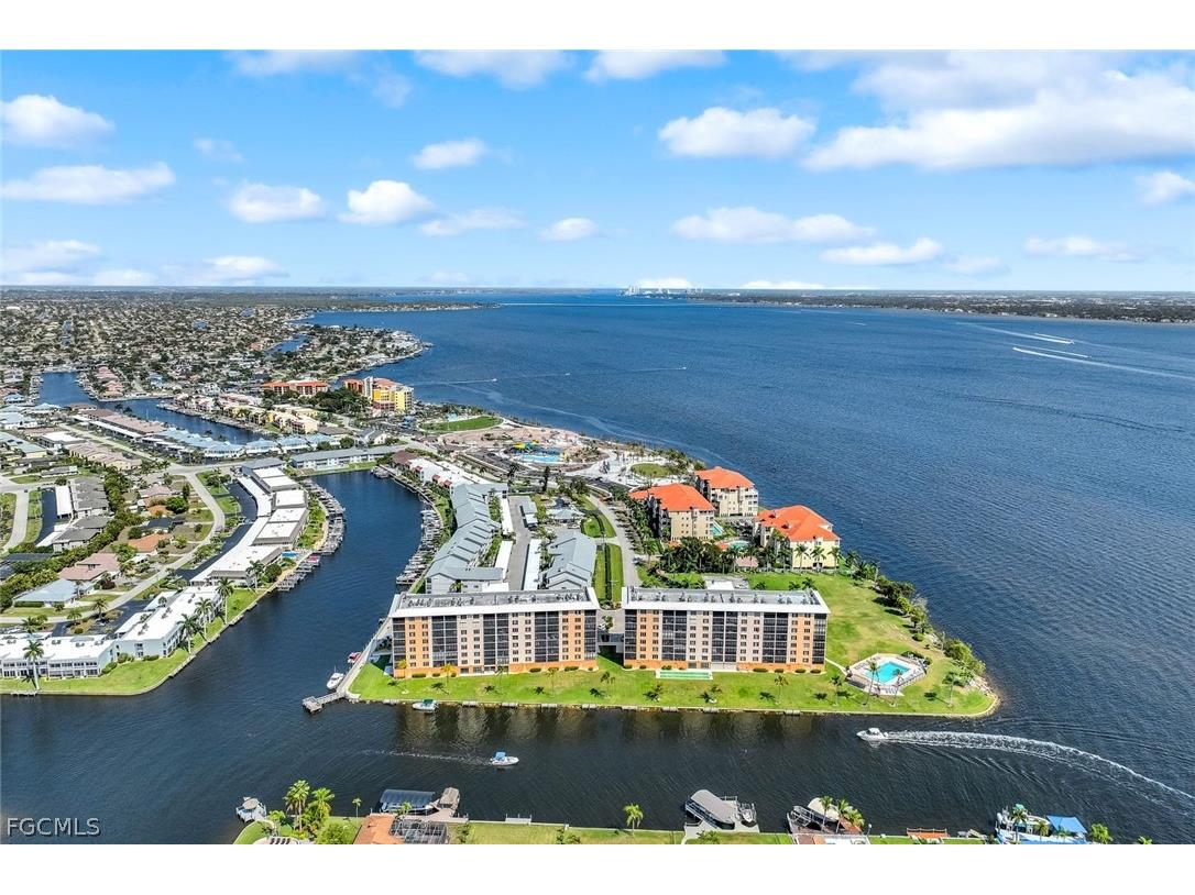 4280 SE 20th Place #703 Cape Coral FL 33904 2026011079 image1