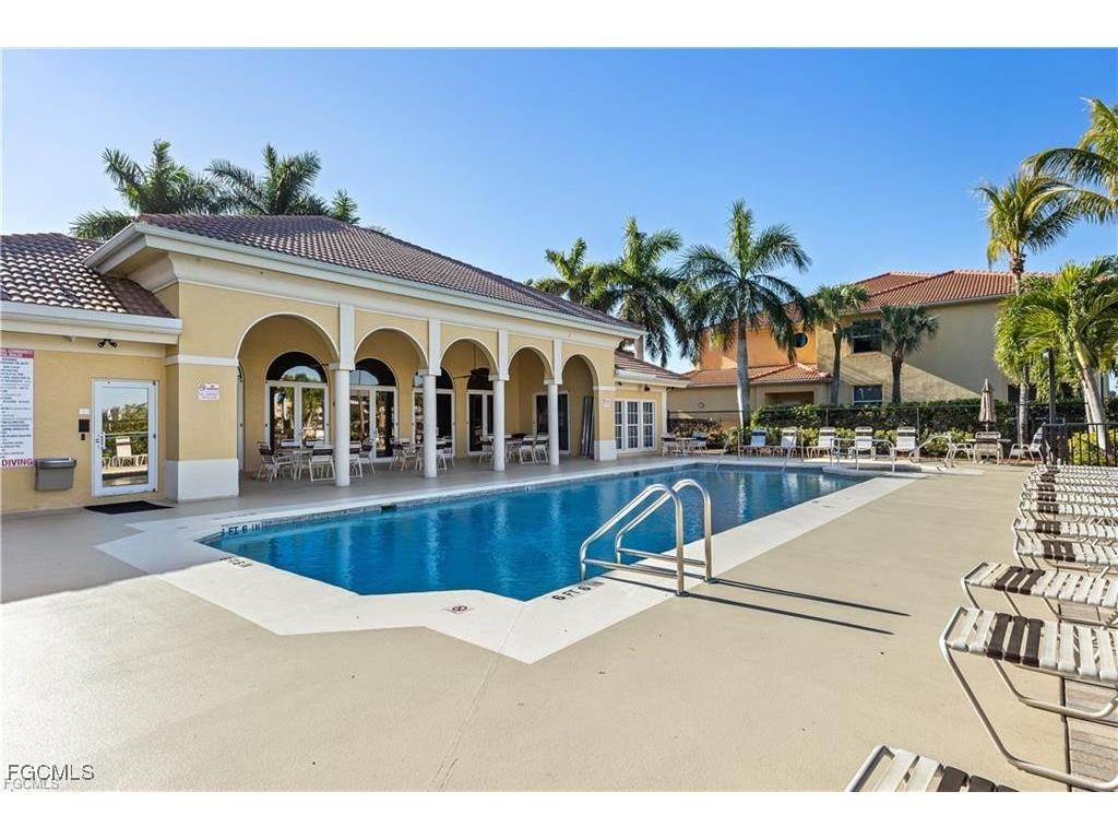 4281 Bellasol Circle #2323 Fort Myers FL 33916 2025009803 image1