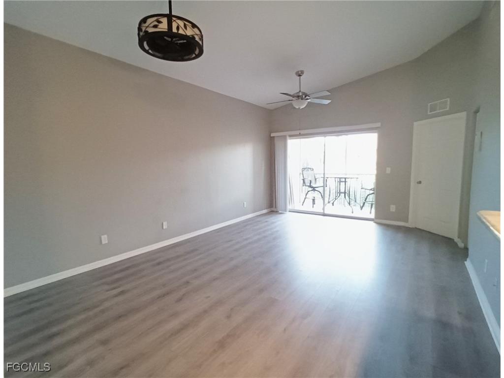 4281 Bellasol Circle #2323 Fort Myers FL 33916 2025009803 image7