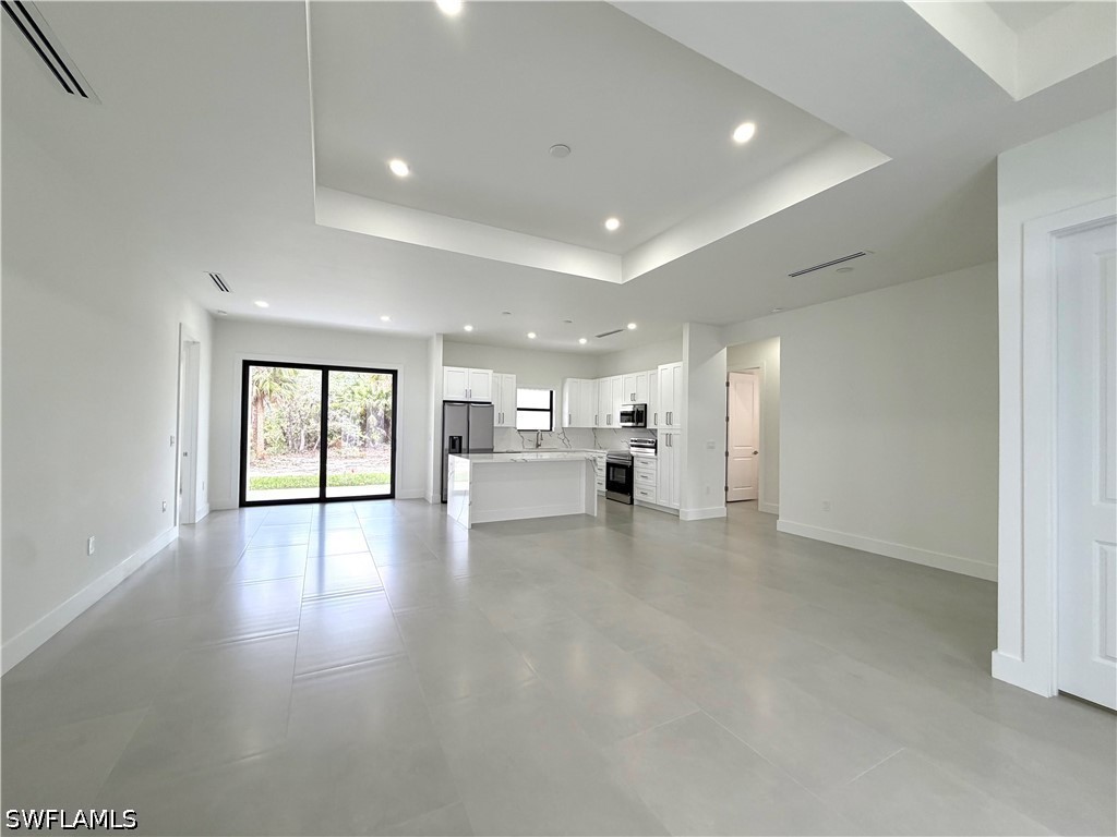 4283 10th Street NE Naples FL 34120 226016022 image2