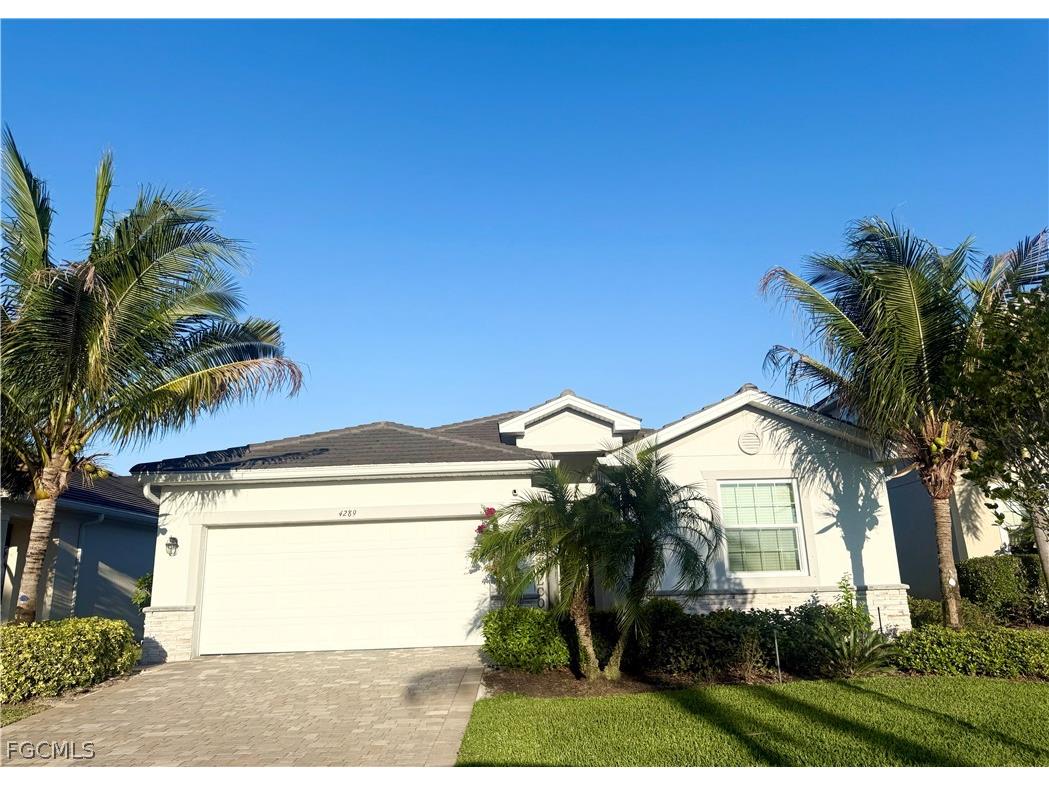 4289 Bluegrass Drive Fort Myers FL 33916 2026013750 image2