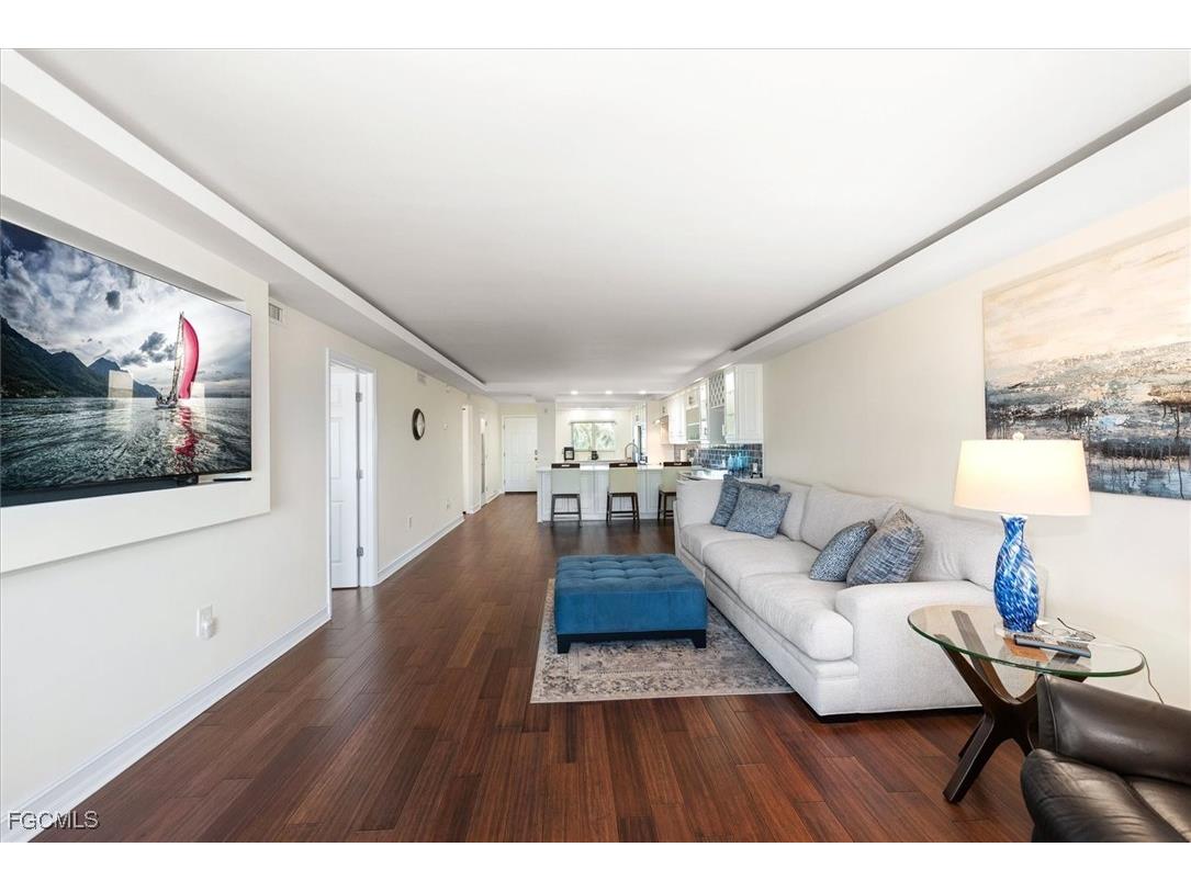 4289 Mariner Way #313 Fort Myers FL 33919 2026000604 image1