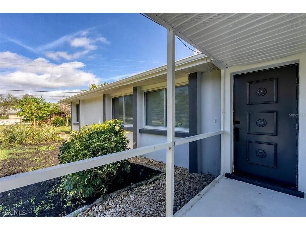 4289 Yucatan Circle Port Charlotte FL 33948 2026008824 image5