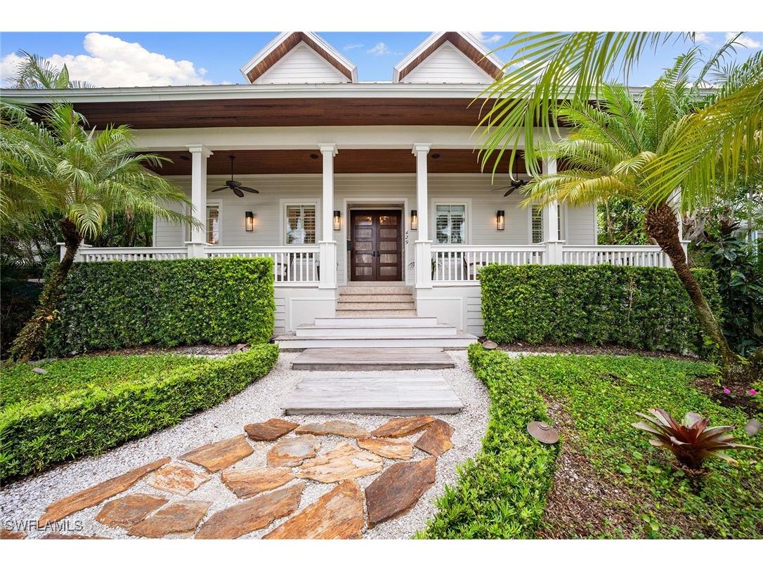 429 14th Avenue S Naples FL 34102 225071233 image1