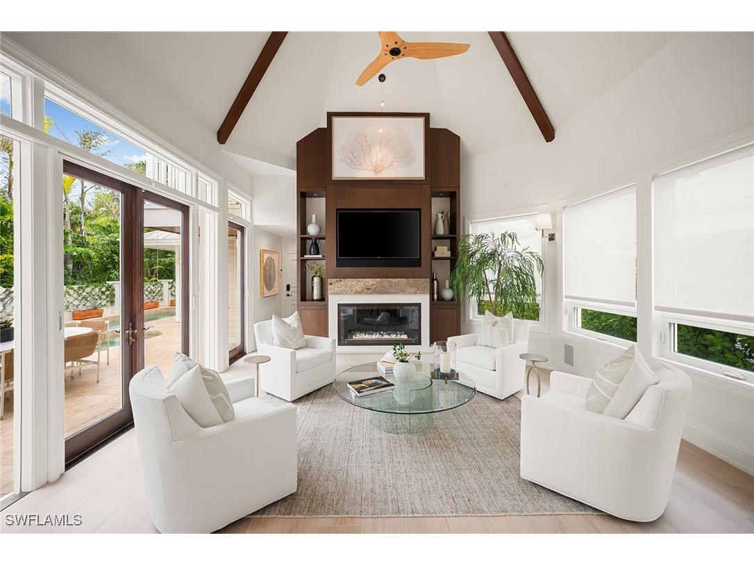 429 14th Avenue S Naples FL 34102 225071233 image19