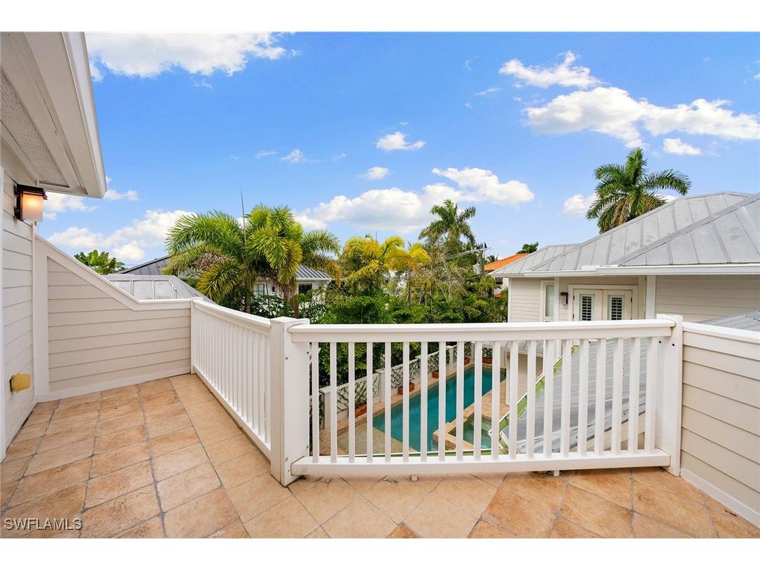 429 14th Avenue S Naples FL 34102 225071233 image35