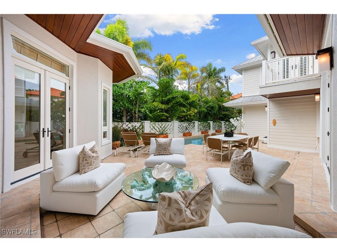 429 14th Avenue S Naples FL 34102 225071233 image43