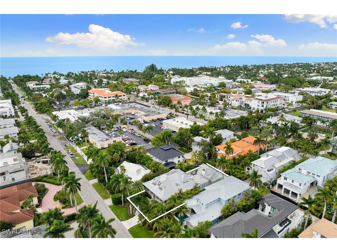 429 14th Avenue S Naples FL 34102 225071233 image48