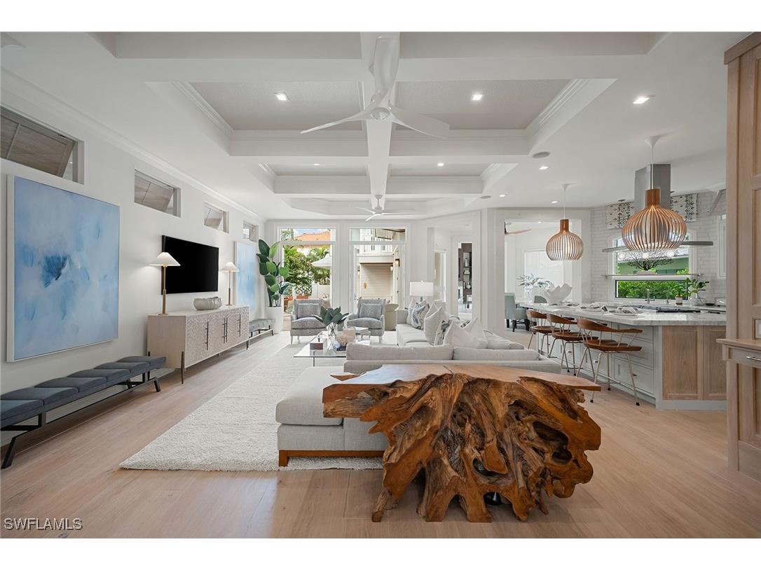 429 14th Avenue S Naples FL 34102 225071233 image5