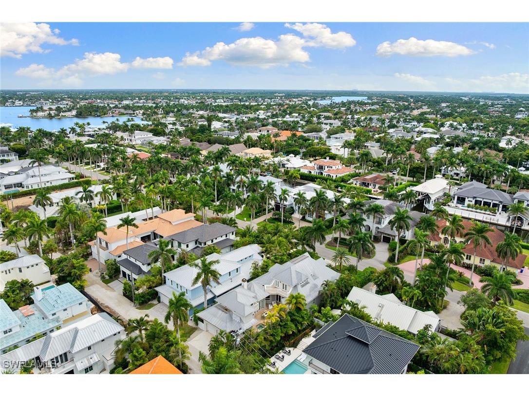 429 14th Avenue S Naples FL 34102 225071233 image50