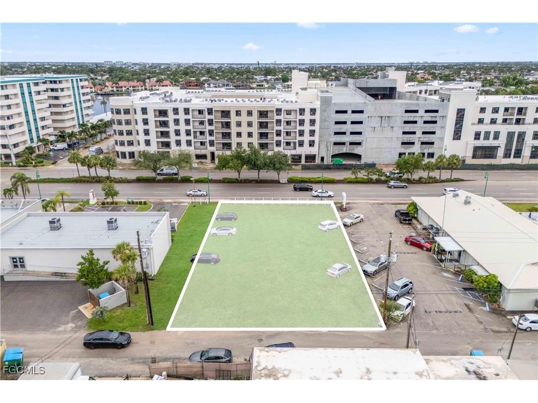 429 Cape Coral Parkway E Cape Coral FL 33904 225063347 image2