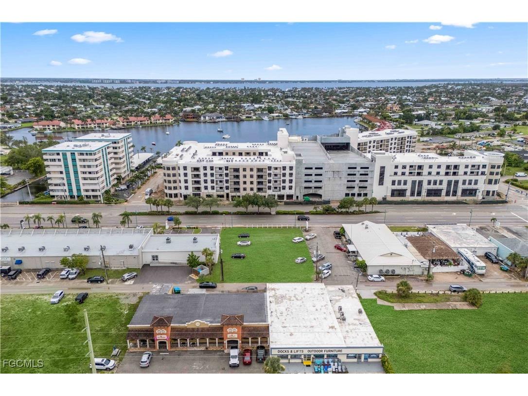 429 Cape Coral Parkway E Cape Coral FL 33904 225063347 image7