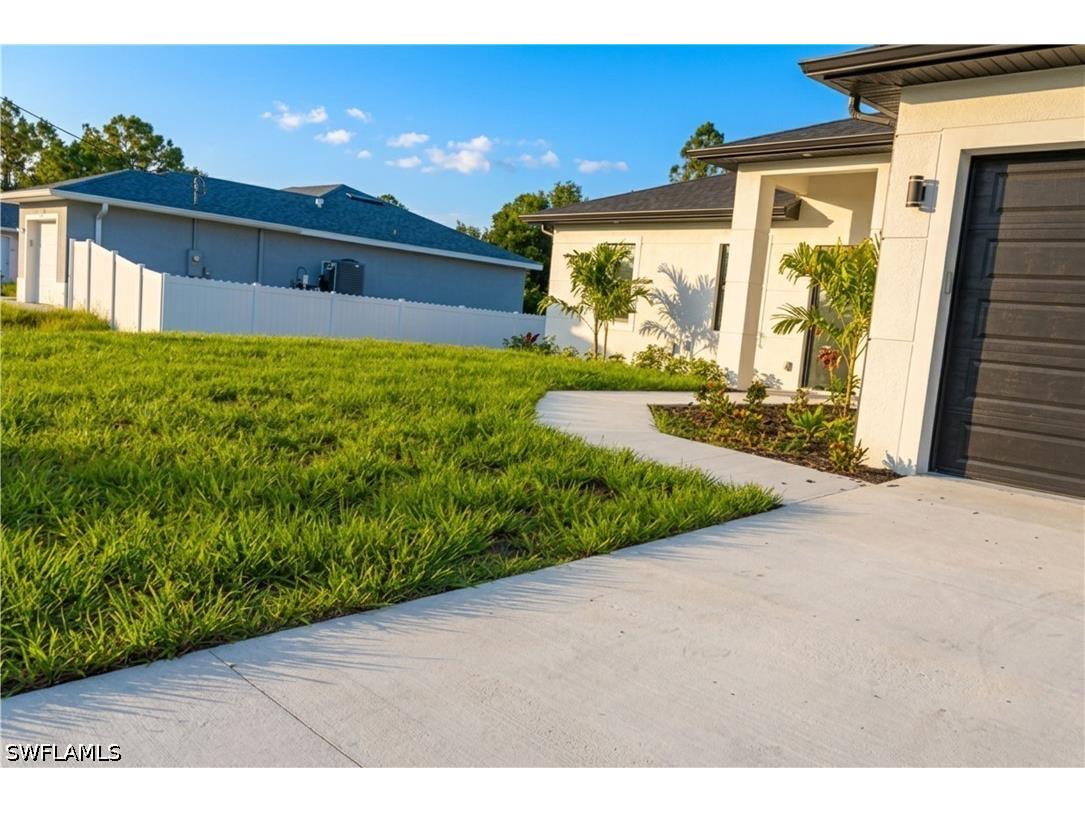 429 Gray Avenue S Lehigh Acres FL 33974 226022483 image30