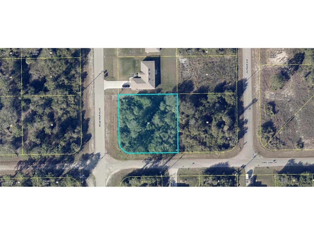 429 Mcarthur Boulevard Lehigh Acres FL 33974 223027701 image1