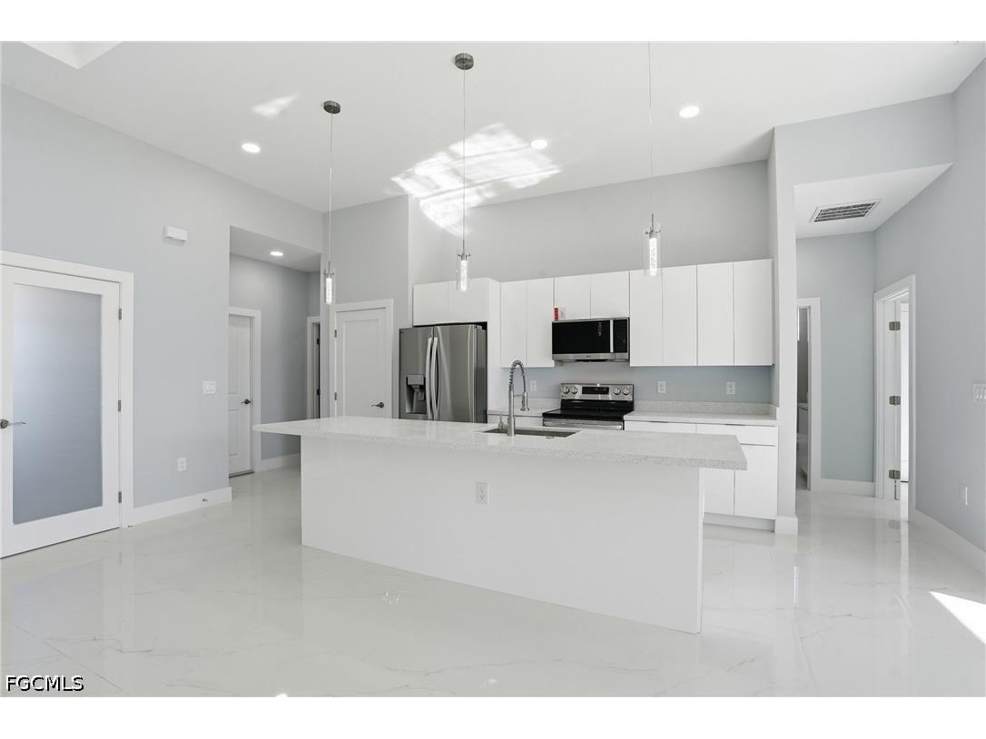 429 Palmyra Avenue Lehigh Acres FL 33974 2026014263 image10