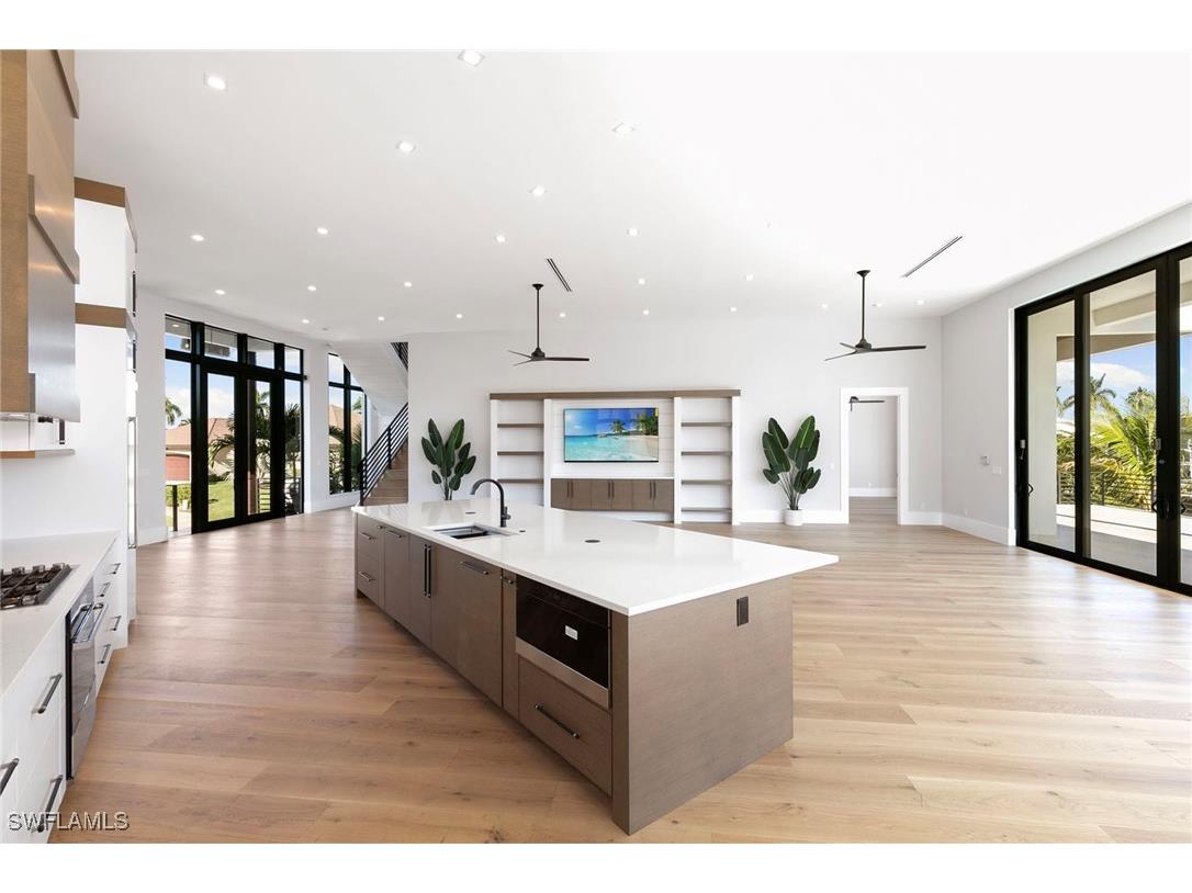 429 Persian Court Marco Island FL 34145 225075588 image9