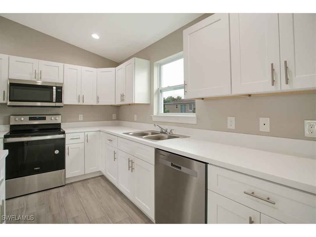 429 Rayford Street Lehigh Acres FL 33974 224081615 image1