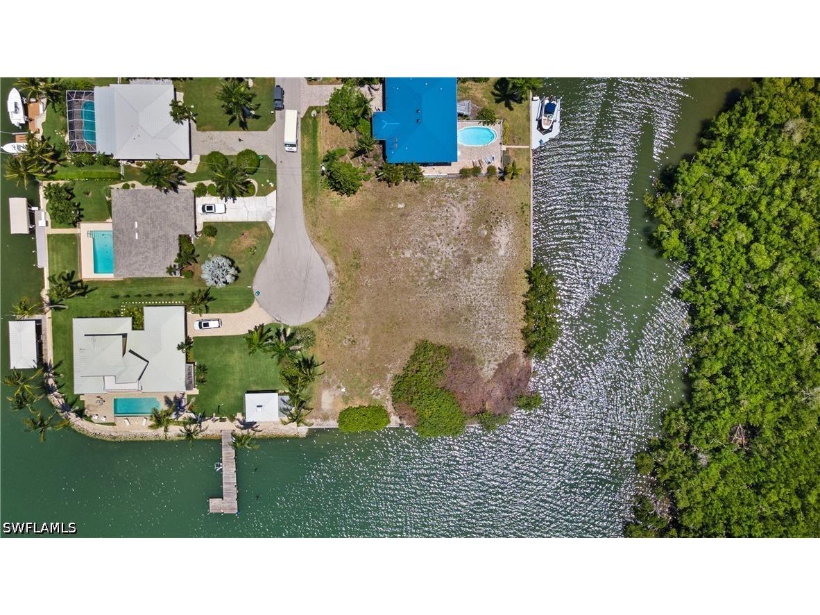 429 San Juan Avenue Naples FL 34113 226021208 image15