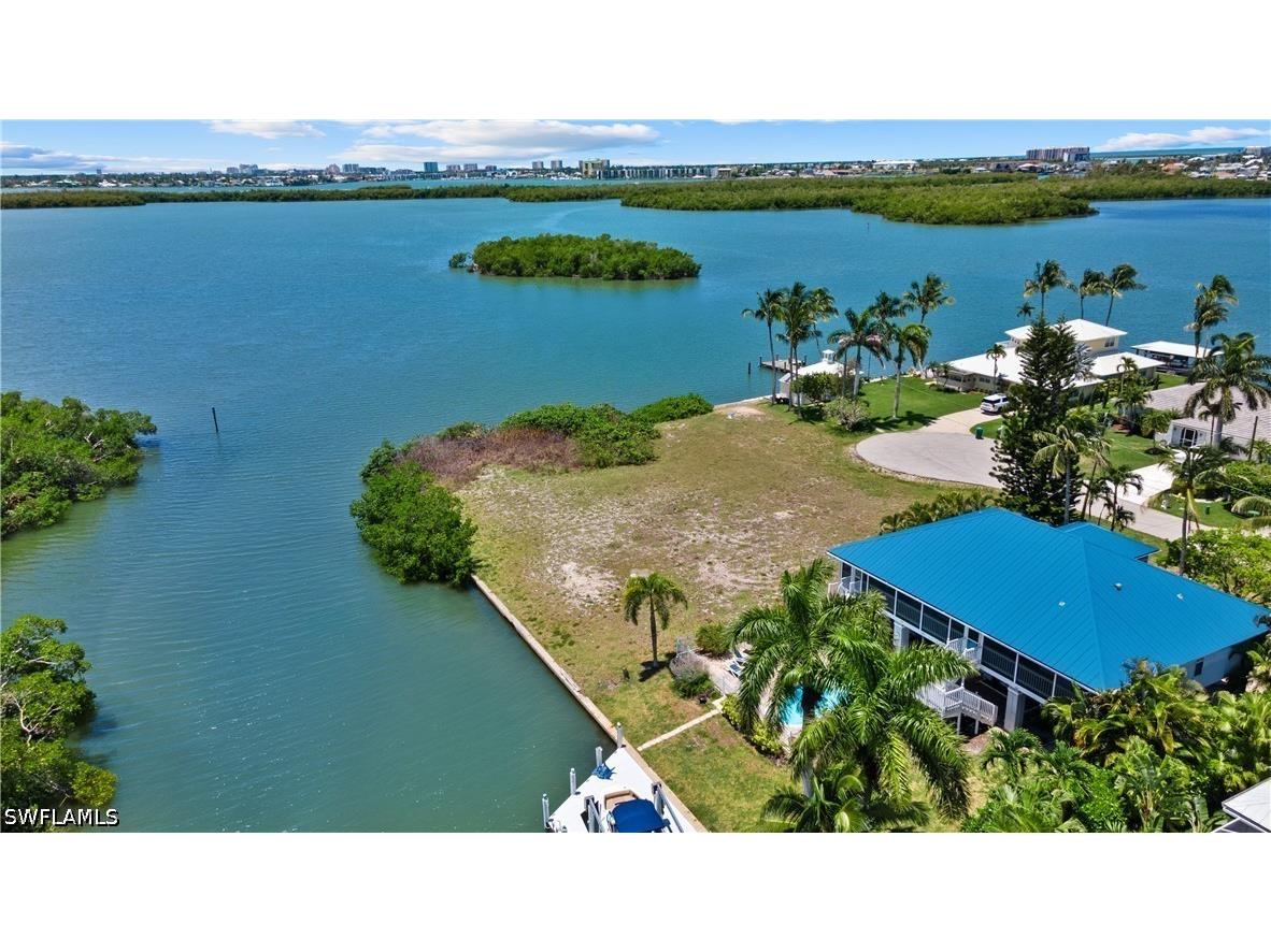 429 San Juan Avenue Naples FL 34113 226021208 image16