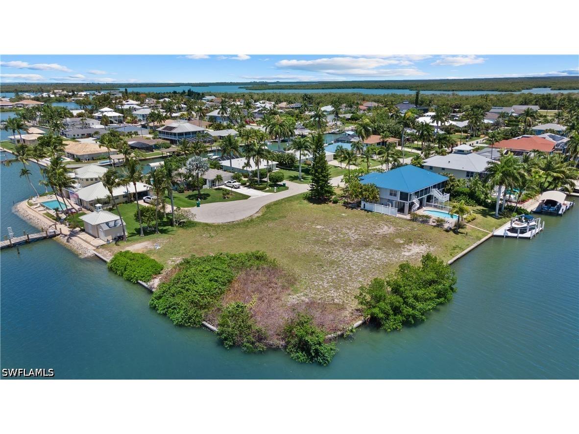 429 San Juan Avenue Naples FL 34113 226021208 image18