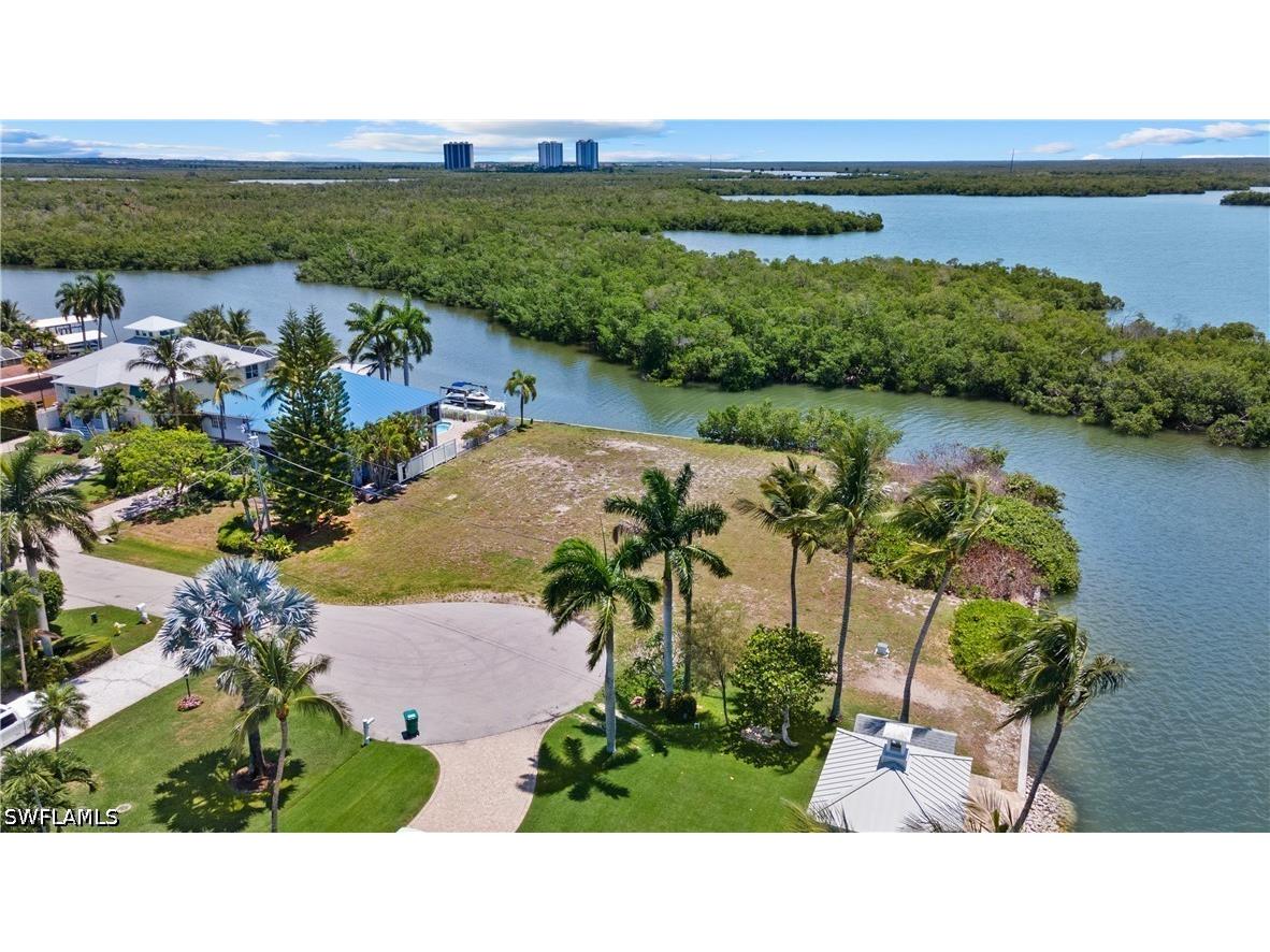429 San Juan Avenue Naples FL 34113 226021208 image5